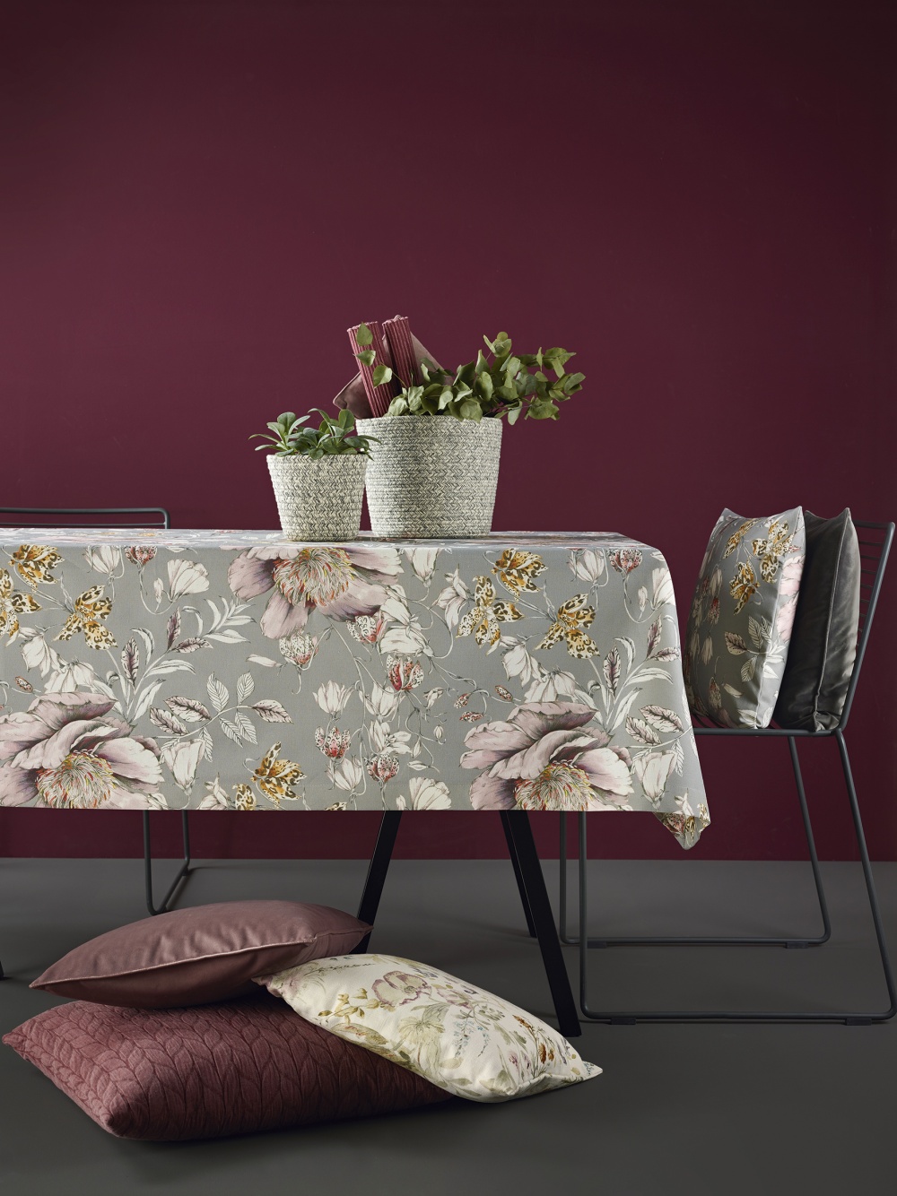 Sander table+home Merken showUP